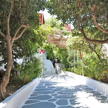 Ioanna Apartment Adamantas (Milos)